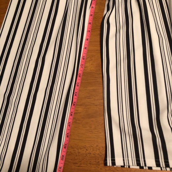 Black & White Belted Jumpsuit - Picture 4 of 6